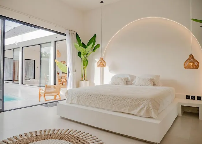 Villa Casa Bila - Luxe & 3br Pool *