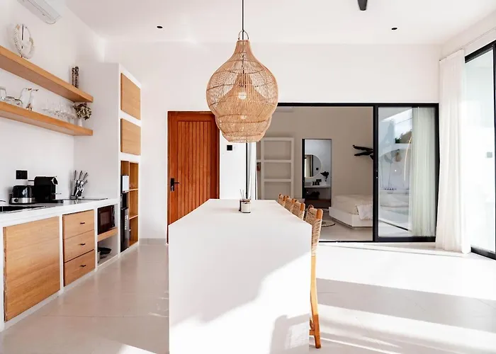 Casa Bila - Luxe & 3br Pool * Canggu (Bali)