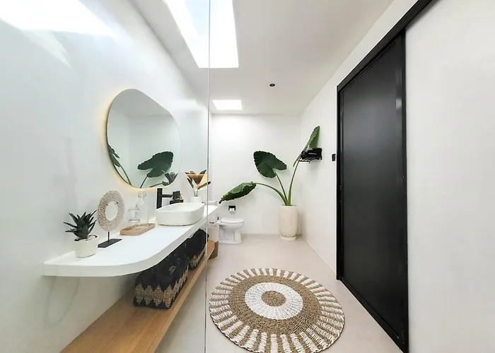 Villa Casa Bila - Luxe & 3br Pool Canggu (Bali)