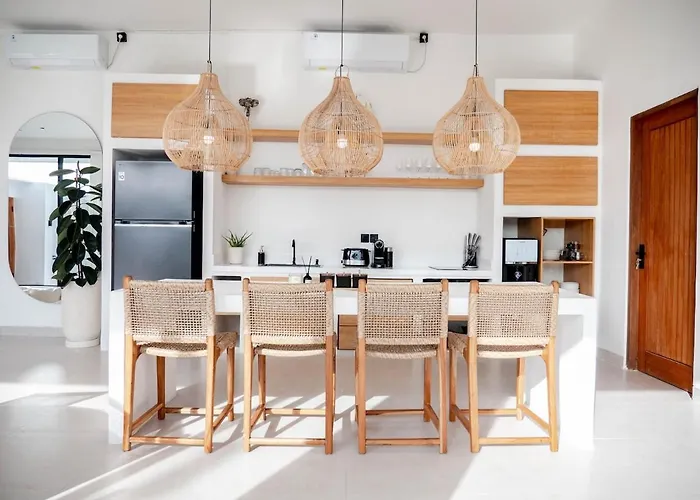 Casa Bila - Luxe & 3br Pool * Canggu (Bali)